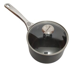 Le Creuset Toughened Non Stick 2 Quart Pot With Lid 017013 Nice Condition